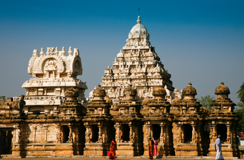Templo Kailasanathar en Tamil Nadu, con arquitectura tradicional, esculturas y patrimonio religioso del sur de India.