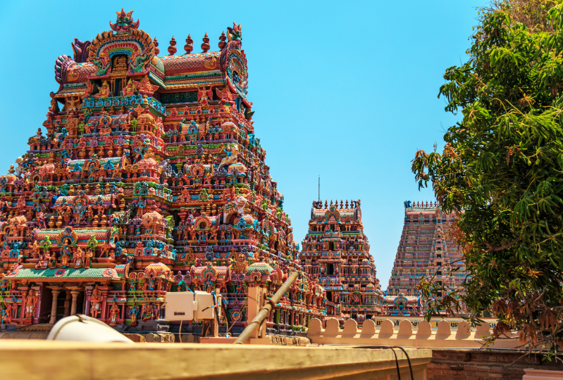 Templo histórico de Trichy, Tamil Nadu, ejemplo de la arquitectura religiosa y tradición del sur de India.